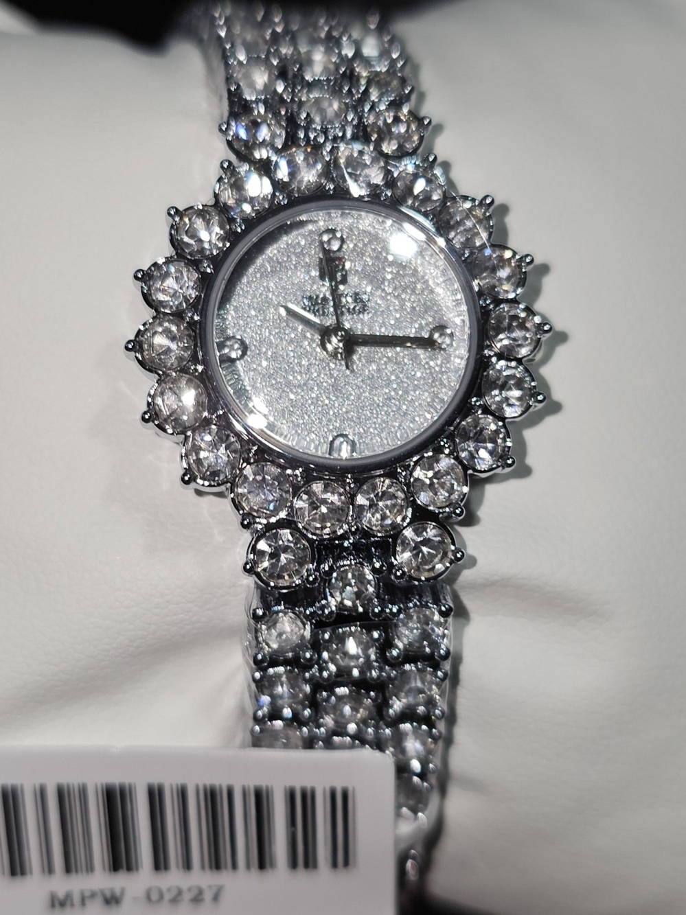 Crystal-Embellished Women's Bracelet Watch - Silver Sparkle